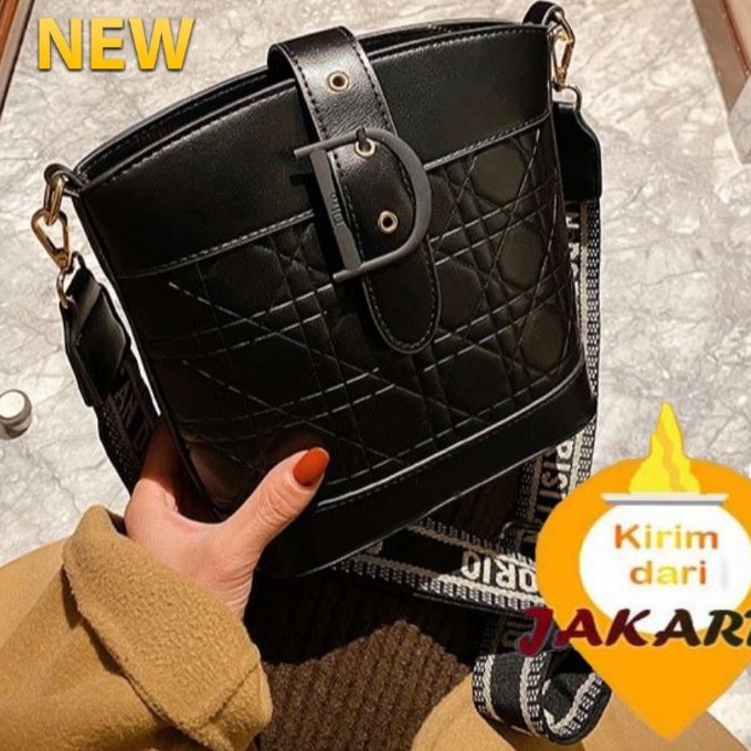 (2PC BISA IKG)GTBI99885457 New Arrival  !!!  Tas Selempang  Tas Wanita Import  Premium Terbaru