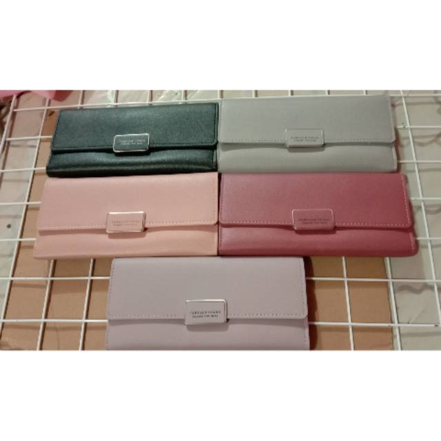 Dompet forever young