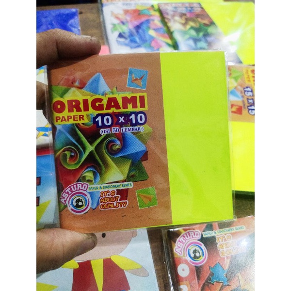 

Kertas Origami Asturo 10cm x 10cm