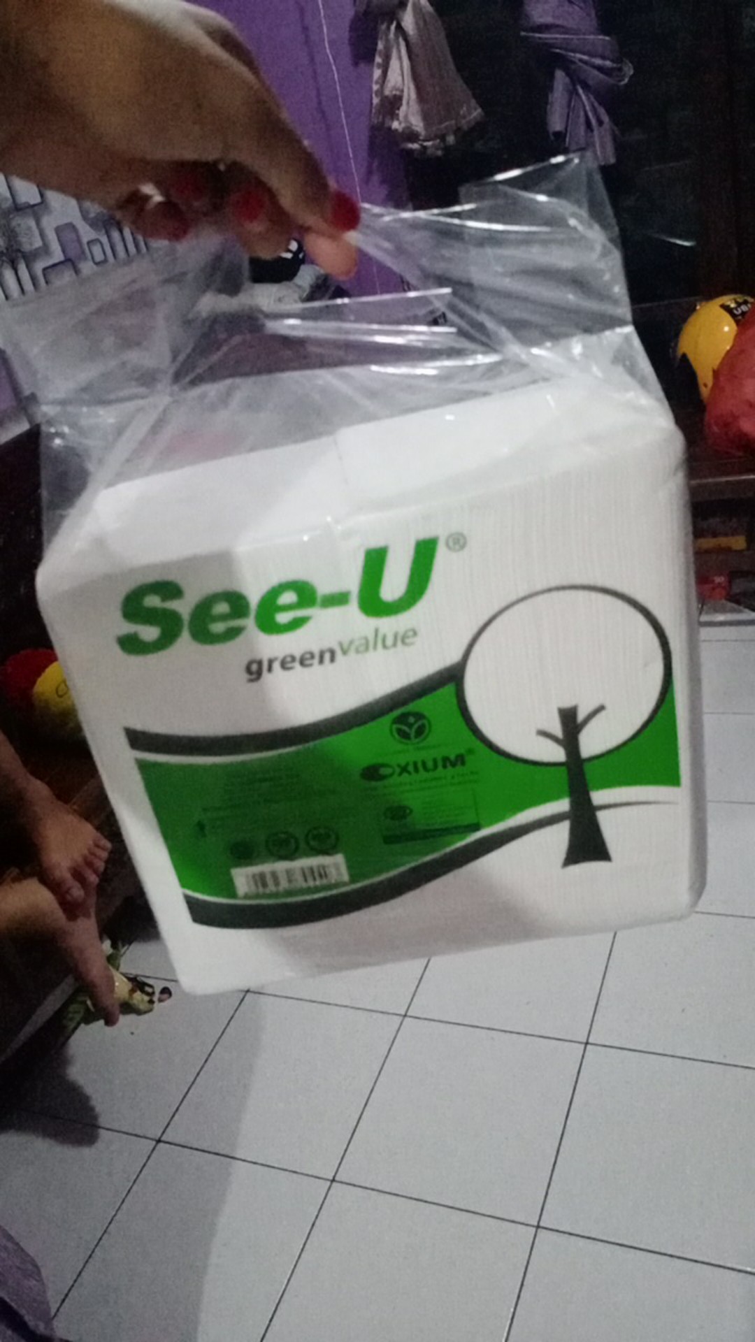 Tissue/tisu See-u Green Value 650gr Lembaran