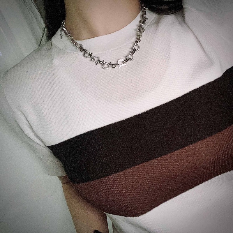 Kalung Rantai Dengan Liontin Huruf D Aksen Berlian Untuk Wanita