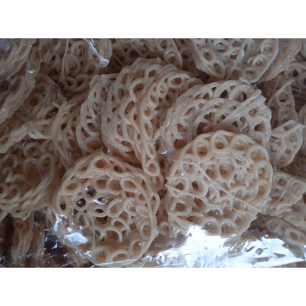 

500Gram Kerupuk Bawang Mentah/Kerupuk Uyel Putih/Kerupuk Mawar/Kerupuk Keriting/krupuk Mentah Bisa COD