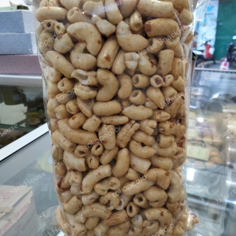 

JSH SNACK MAKARONI PEDAS MANIS BULAT KERITING SPIRAL CEMILAN JAJANAN INDONESIA