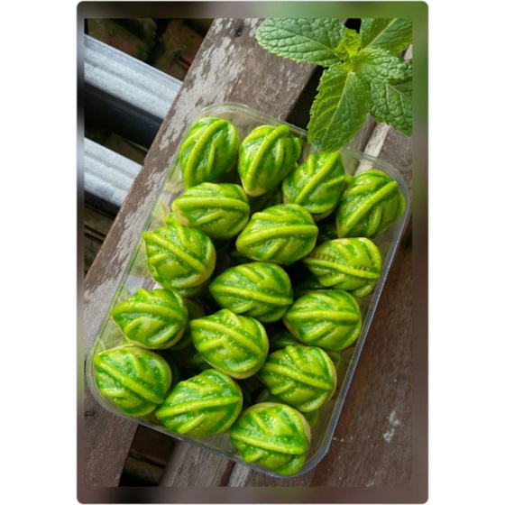 

nastar daun