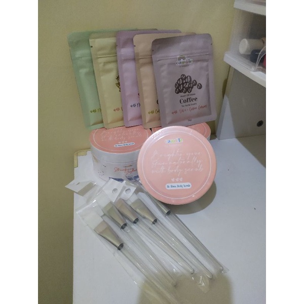 Masker Camille - Body Scrub Camille - Masker Camille Preloved - Body Scrub Camille Preloved