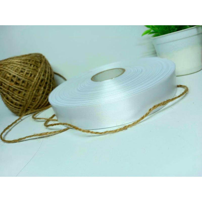 aksesoris baju pita satin putih polosan