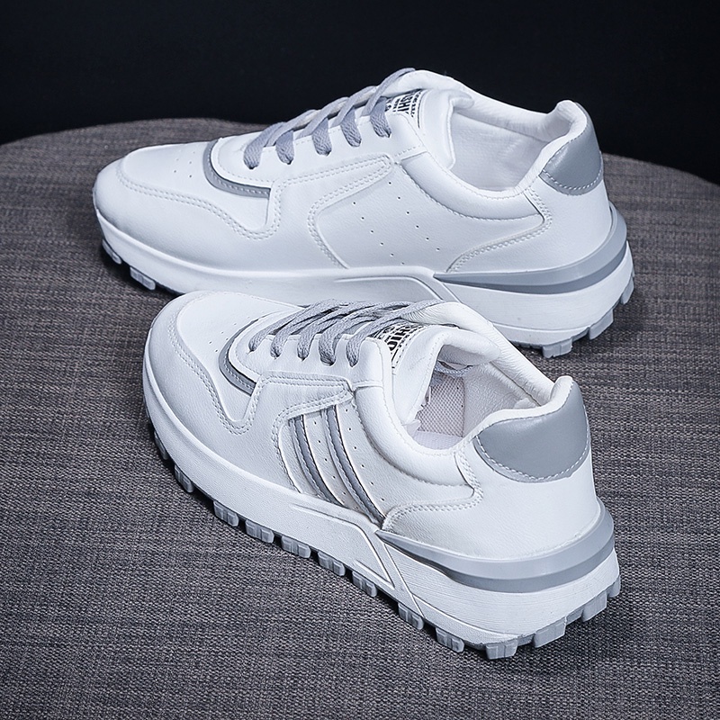 Sepatu Spatu Sneakers Sneaker Snakers Snekers Pria Wanita Import Original Hitam Putih / Sepatu Runni