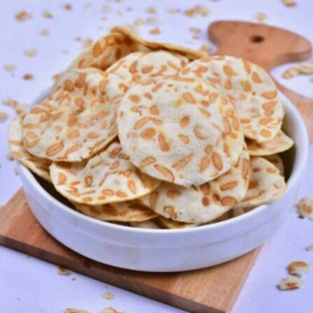 

Keripik sagu tempe