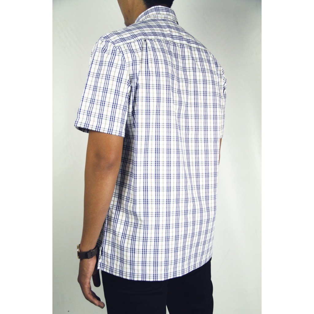 | COD | Kemeja Original Brand Matahari Dept Store Kemeja Pria Reguler Stanley Adams Lengan Pendek Putih Motif Kotak 12