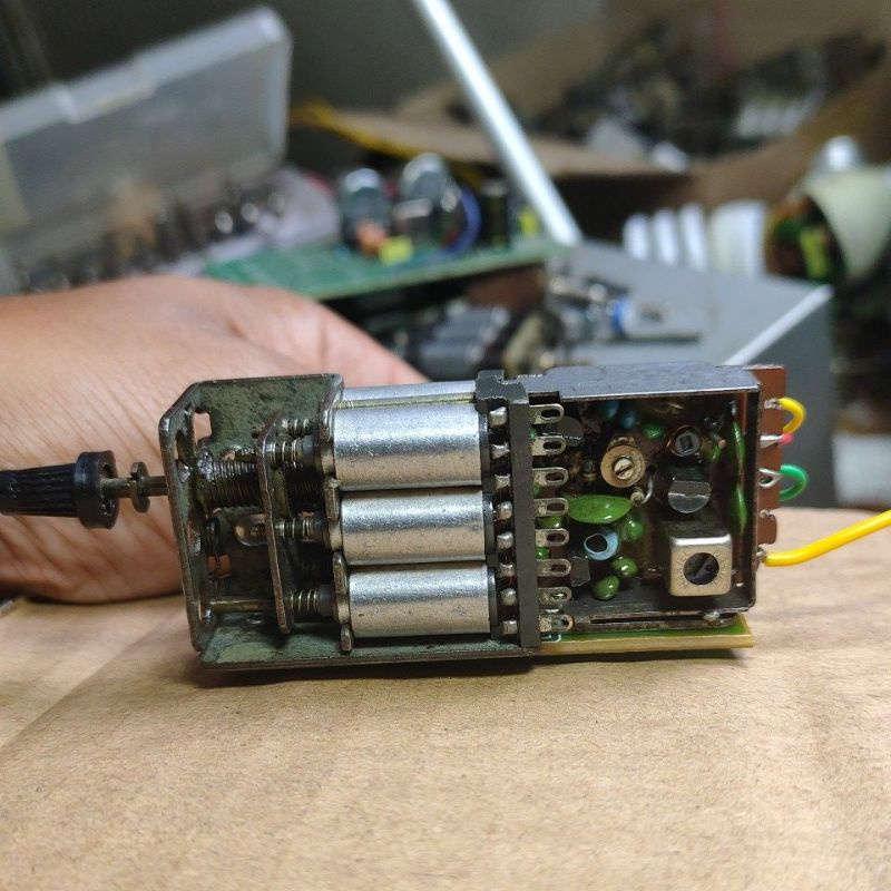 TUNER FM MONO MARVEL SANSHIN