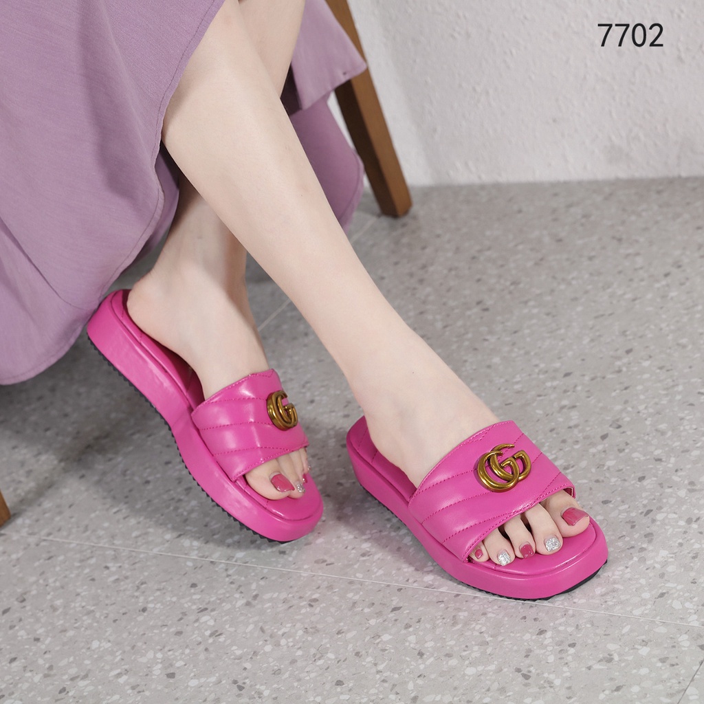 GC Wedges 7702