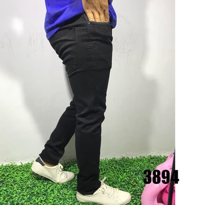 Jeans Celana Pria Hitam Polos Celana Levis 3894 M1838