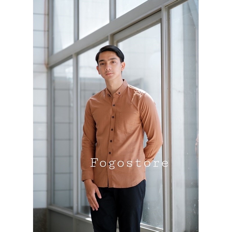 KEMEJA POLOS JUMBO LENGAN PANJANG COWOK HEM PRIA KANTOR WARNA COKLAT