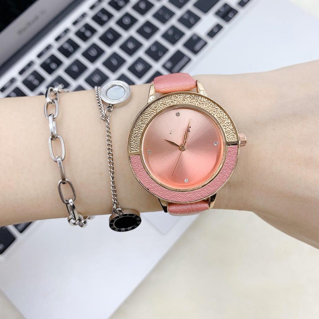 JAM TANGAN WANITA VERSI KOREA DARI TREN FASHION ARLOJI BINTANG SEDERHANA IMITASI  RANTAI MAGNET