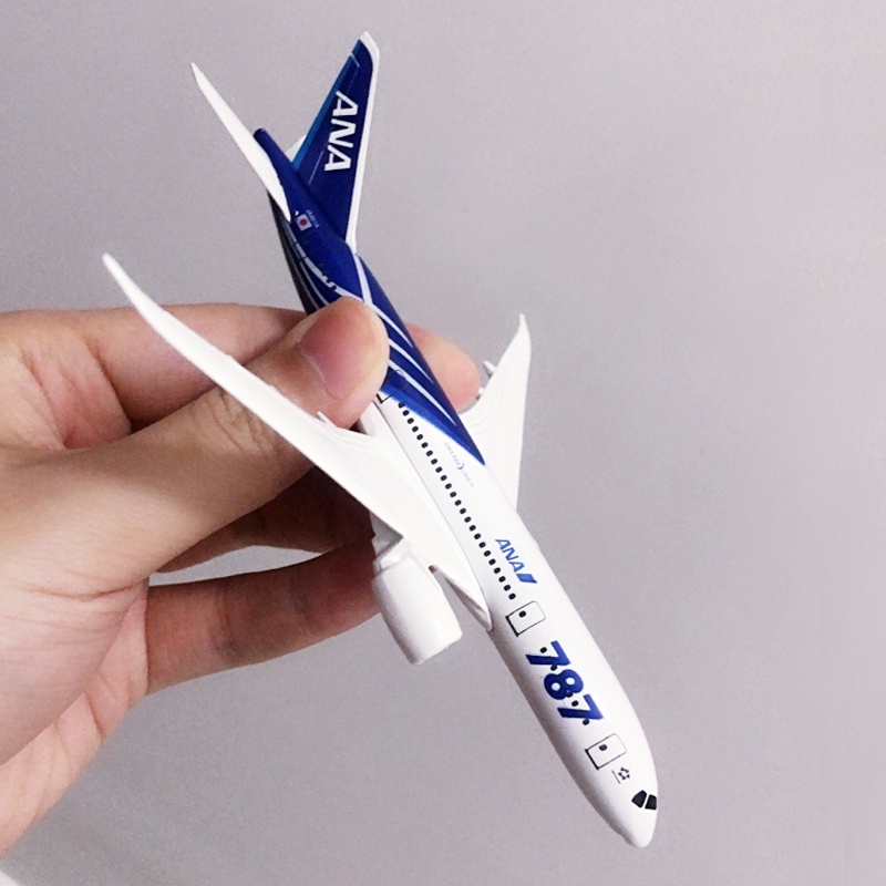 Pesawat Terbang Airlines JAL Boeing 747 Model ANA B777 B787 Skymarks Airbus 380 Bahan Alloy Ukuran 16CM