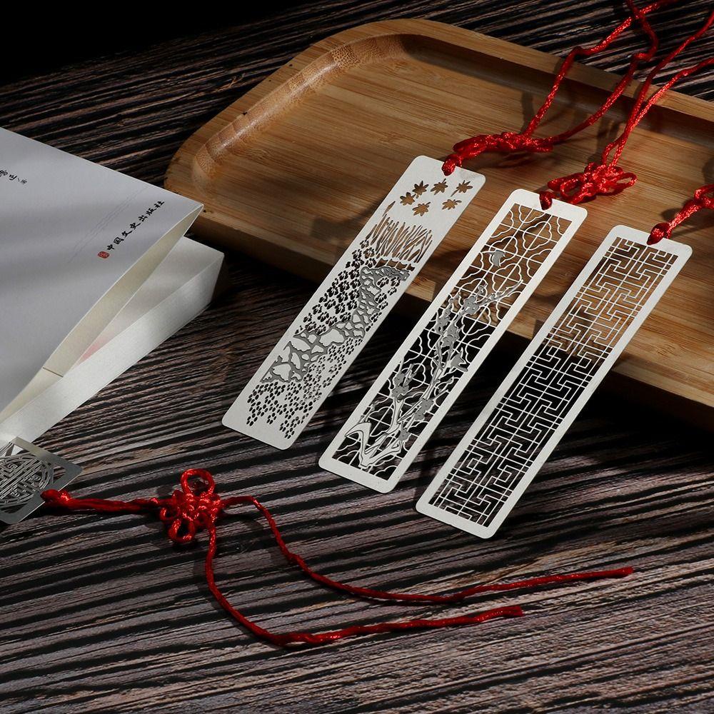 [Elegan] Logam Bookmark Stainless Steel Perlengkapan Sekolah Halaman Pemegang Perlengkapan Belajar Gaya Retro Cina Berongga Label Halaman Simpul Merah