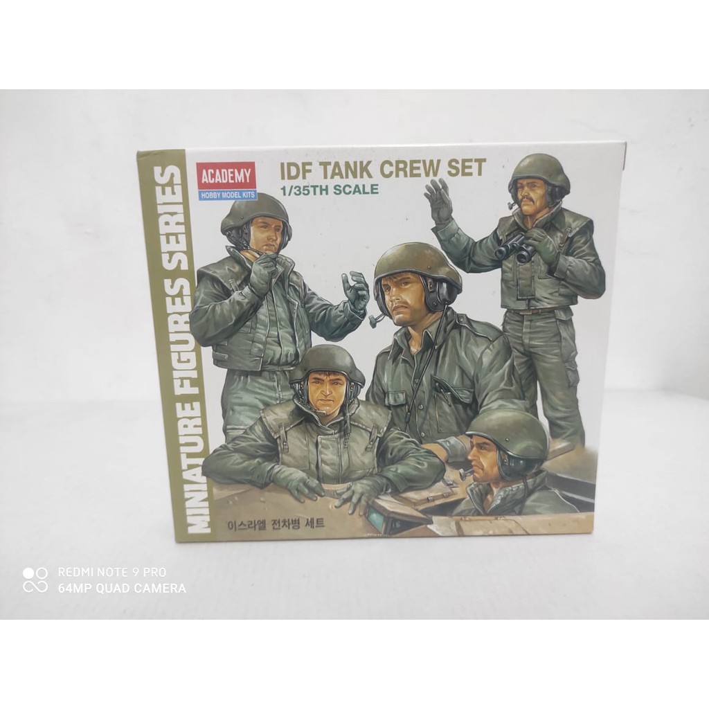 Mainan Rakitan ACADEMY IDF TANK CREW SET 1380