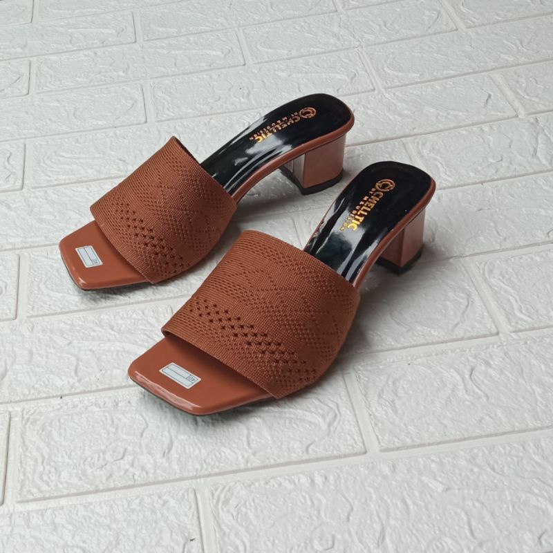 Sandal Wedges Rajut Import Wanita/Sendal Pesta Hak Tahu