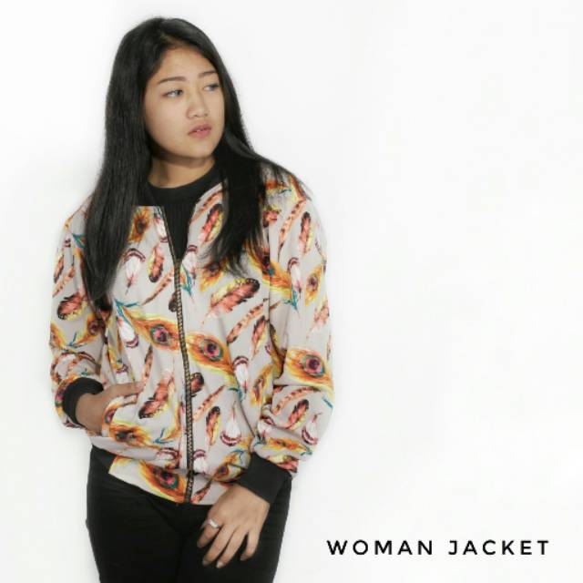 Jaket bomber wanita yg lg hits