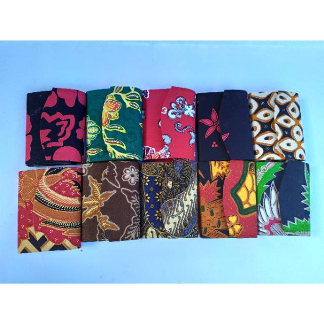 (BISA COD) DOMPET KOIN BATIK DENGAN KANCING HARGA PER PCS UKURAN 10 x 8 cm - SOUVENIR PERNIKAHAN