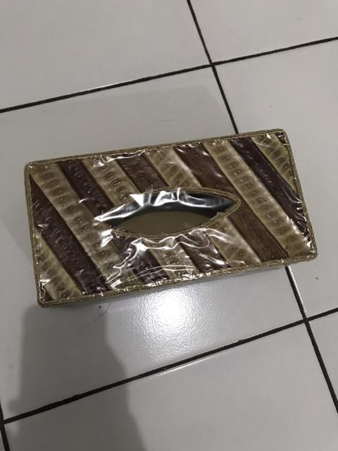 Kotak Tisu / Tempat Tissue Lamtoro Etnik 24x12x7.5 Cm - Natural