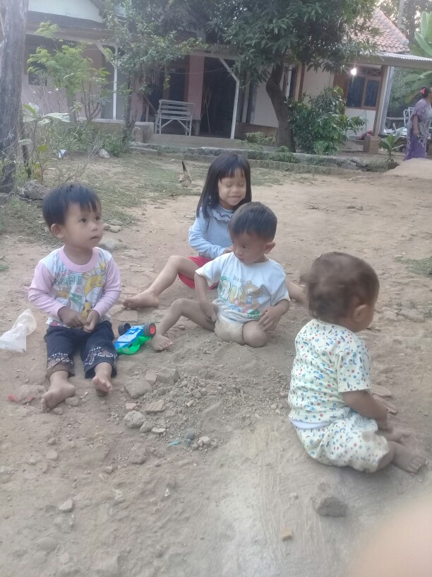 Hot Item (12) Gelas Plastik Kh Warna Warni