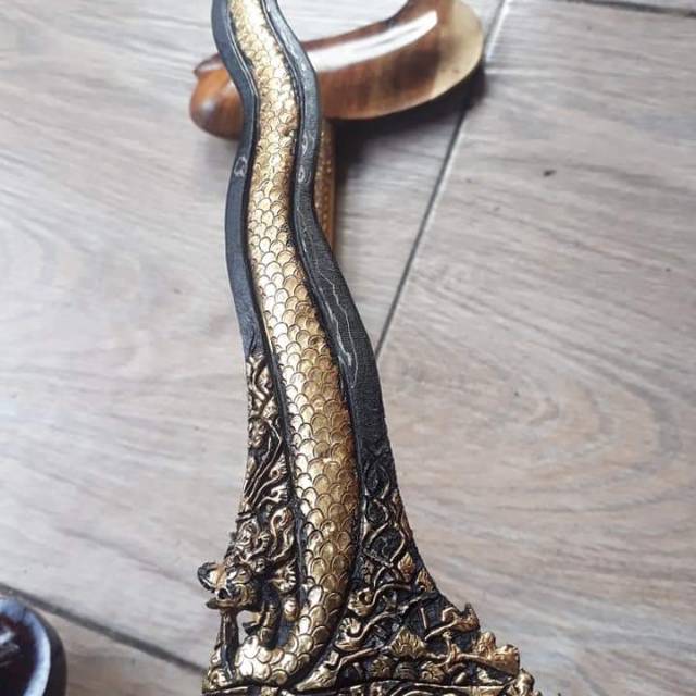 Keris naga sapta kinatah