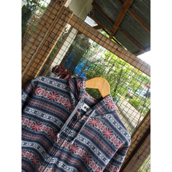 Uniqlo Navajo Zipper Hoodie