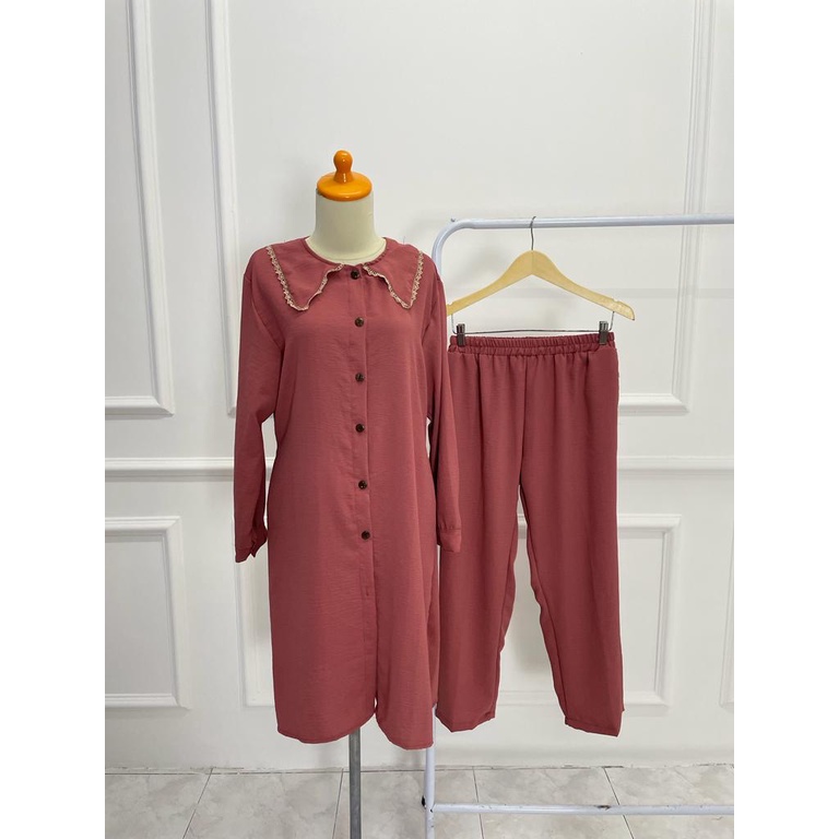 SETELAN CRINKLE JESSY SET  ONE SET SETELAN TUNIK SETCEL CRINKLE KERAH RENDA BUSUI MUSLIM