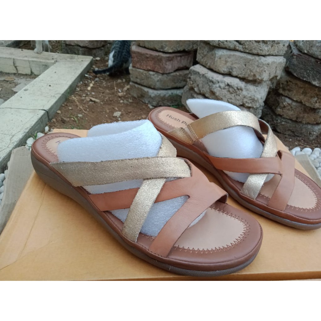 hush puppies gold sandals