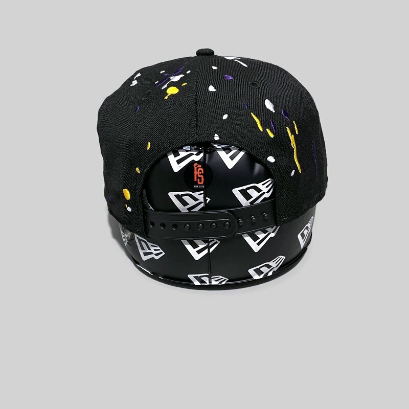 TOPI NEW ERA ORIGINAL 950 SPLASH EMBROIDE LOS ANGELES LAKERS BLACK