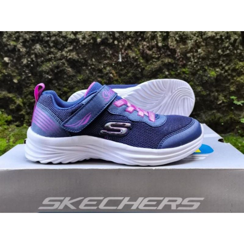 Sepatu Skechers anak | sepatu wanita | fashion wanita | sepatu anak
