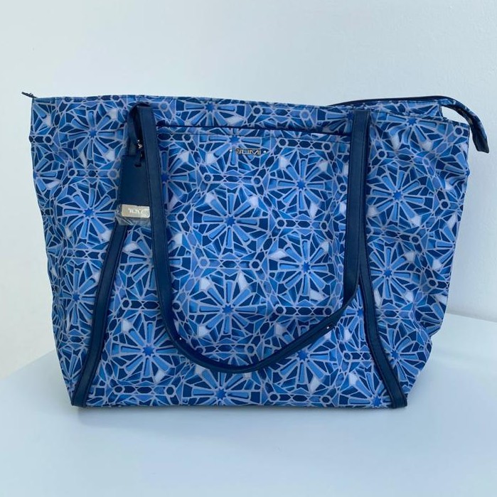 TAS Q-TOTE LARGE VOYAGEUR TOTE BESAR PUNDAK TRAVEL ORIGINAL ASLI  FREE EMBOSS GRAFIR NAMA ORI