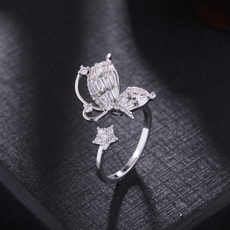 Cincin Model Terbuka Desain Kupu-Kupu Hias Berlian Gaya Simple / Elegan Adjustable Untuk Wanita