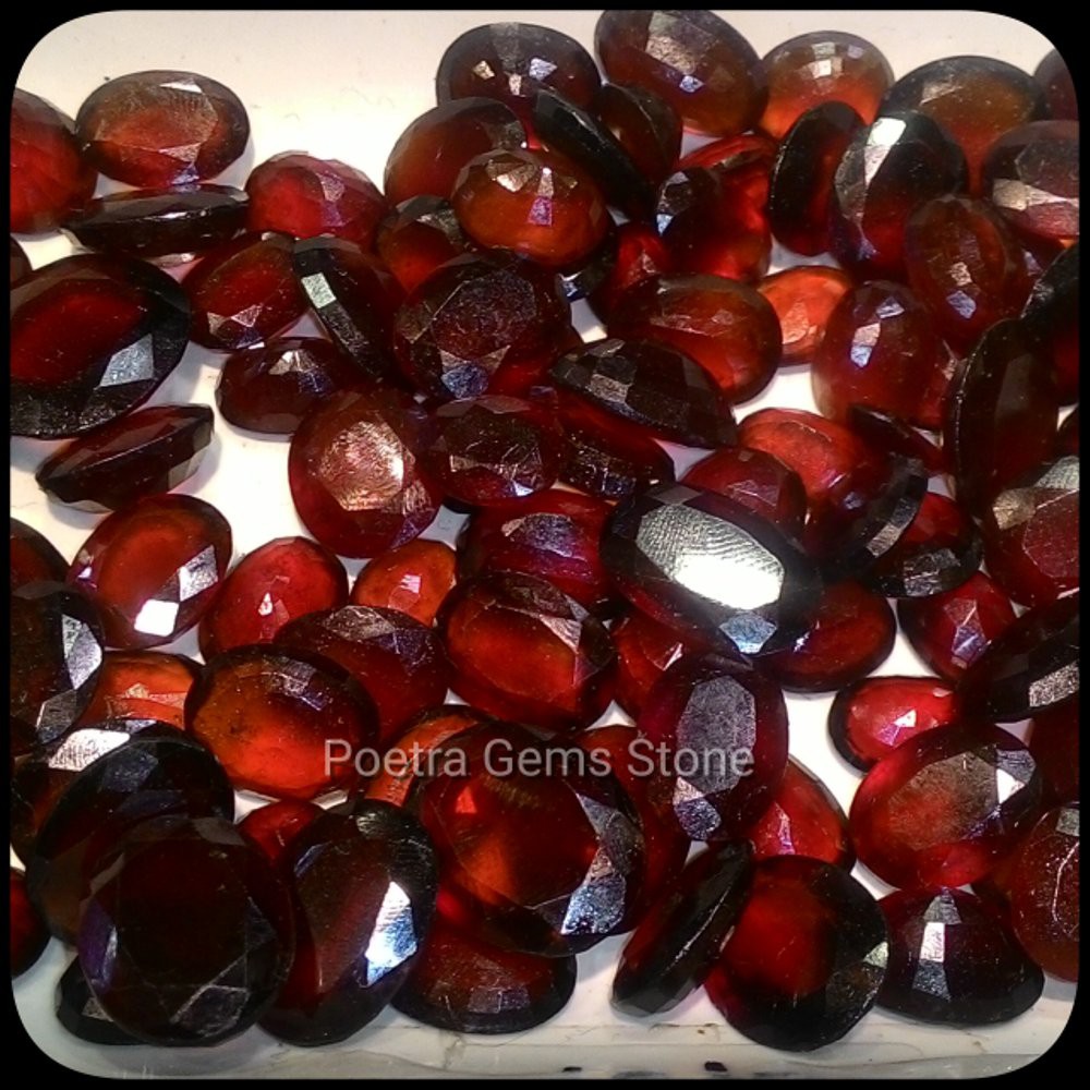 NATURAL RED GARNET CUTING LUSTER BRILIANT