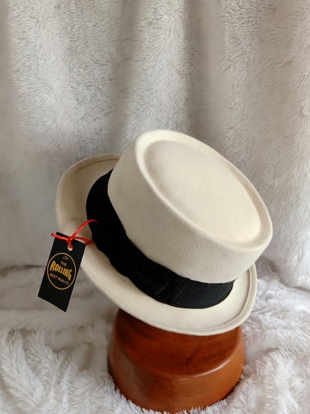 TOPI FEDORA  porkpie offwhite BAHAN LAKEN ASLI IMPORT