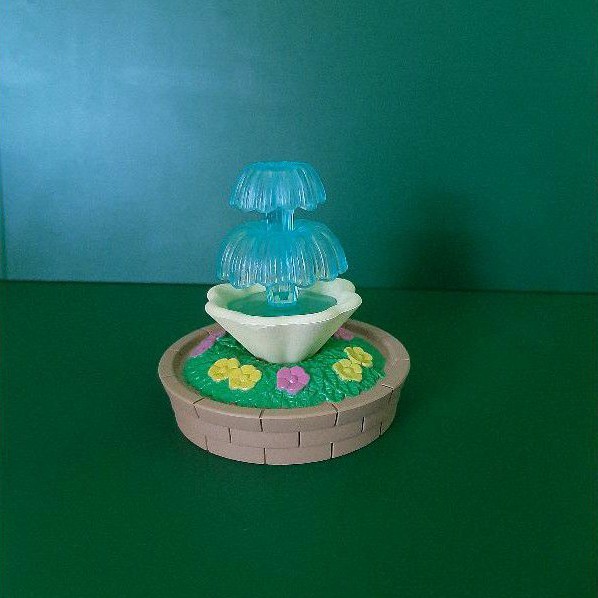 Sylvanian Families Water Fountain : Kolam Air Mancur