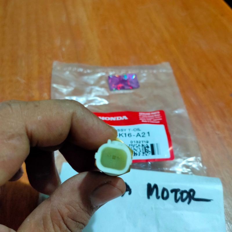 SENSOR SUHU SENSOR EOT TERMOSTAT OIL Honda K16 keterangan untuk motor apa saja cek deskripsi