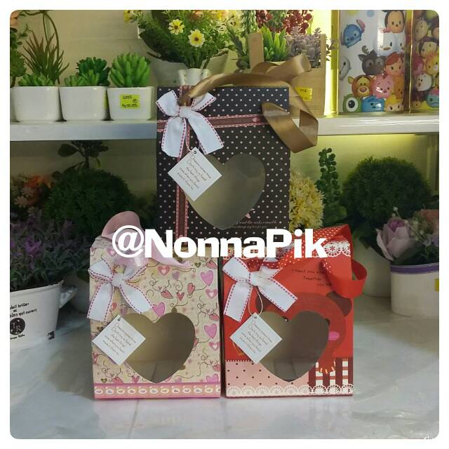 Paper Bag - Kertas Kado TSUM TSUM atau MOTIF