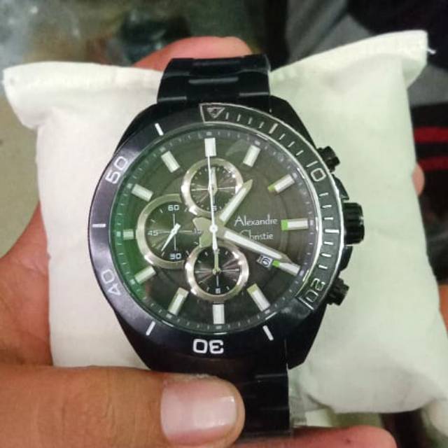 Jam cowok Alexander Christie