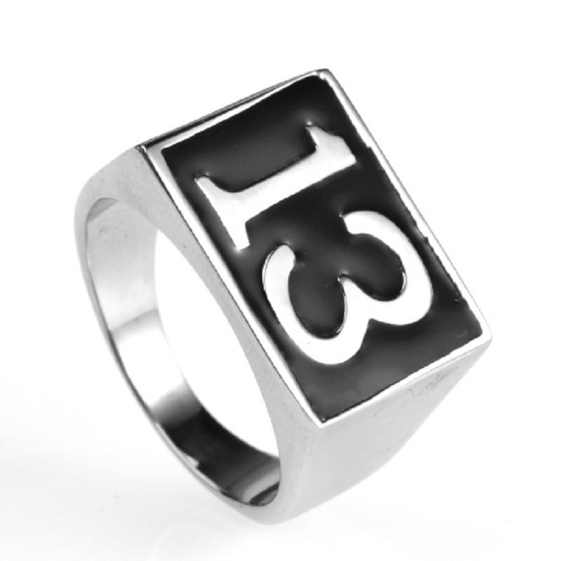 Cincin Biker Desain Lucky 13 Bahan Stainless Steel Warna Silver Ukuran 7-14 Untuk Pria