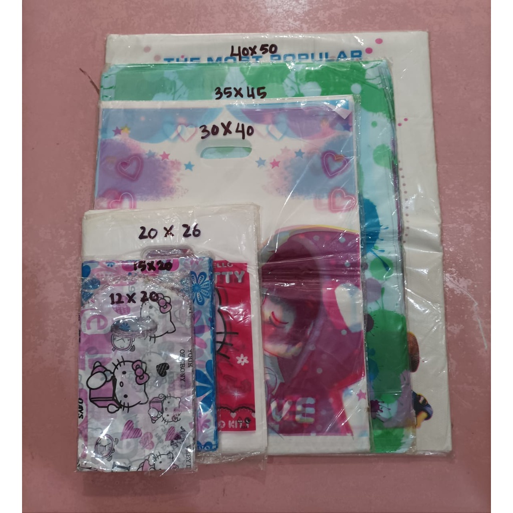 

KANTONG PLASTIK PACKING OLSHOP / GOODIE BAG PE PLONG MOTIF (1Pack = 20Pcs)