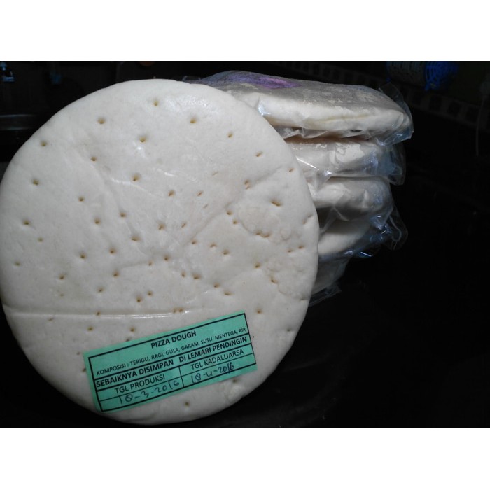 

DOUGH / KULIT PIZZA DIAMETER 16 CM