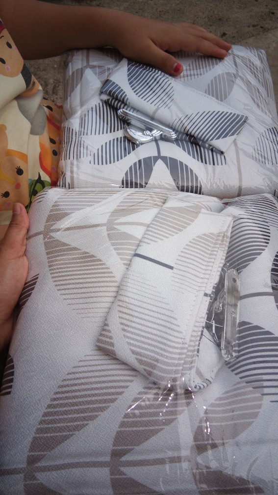 Gorden Blackout Amanda Kuning Abu 12 Lubang Smokring,6 Gelembung Free Hook