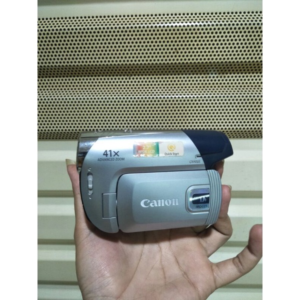 HANDYCAM CANON MD- 225E
