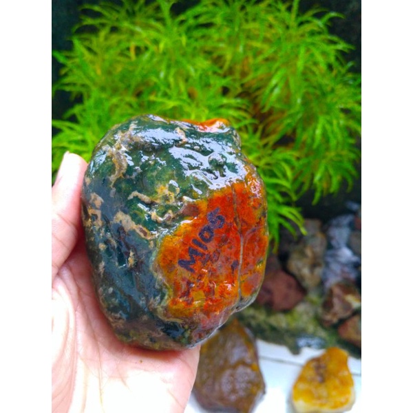 pancawarna doreng klawing bahan akik bukan garut opal bacan doko saphire phyrus M105