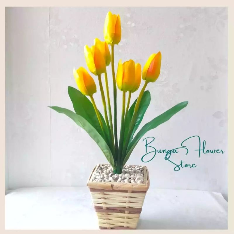 [ PROMO TERMURAH ] Bunga Tulip Artificial Termasuk Pot Rottan - Dekorasi Ruang Tamu - Bunga plastik 