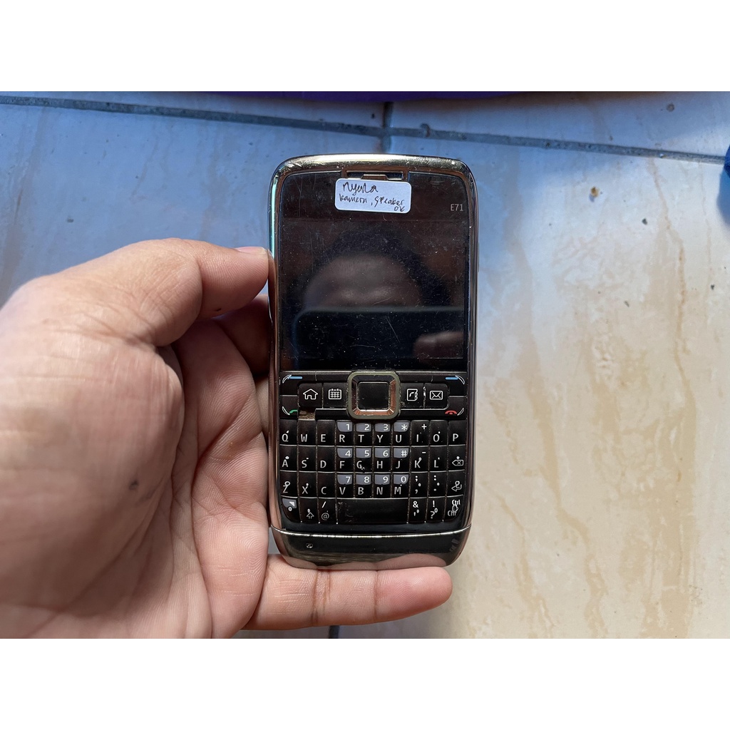 Nokia e71 bahan minusan