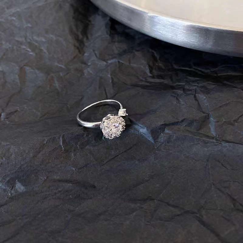 Set Anting Cincin Kalung Desain Berlian Micro-encrusted Dapat Diputar Untuk Wanita