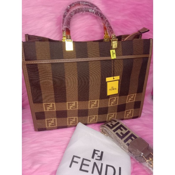 FENDI TOTE BAG